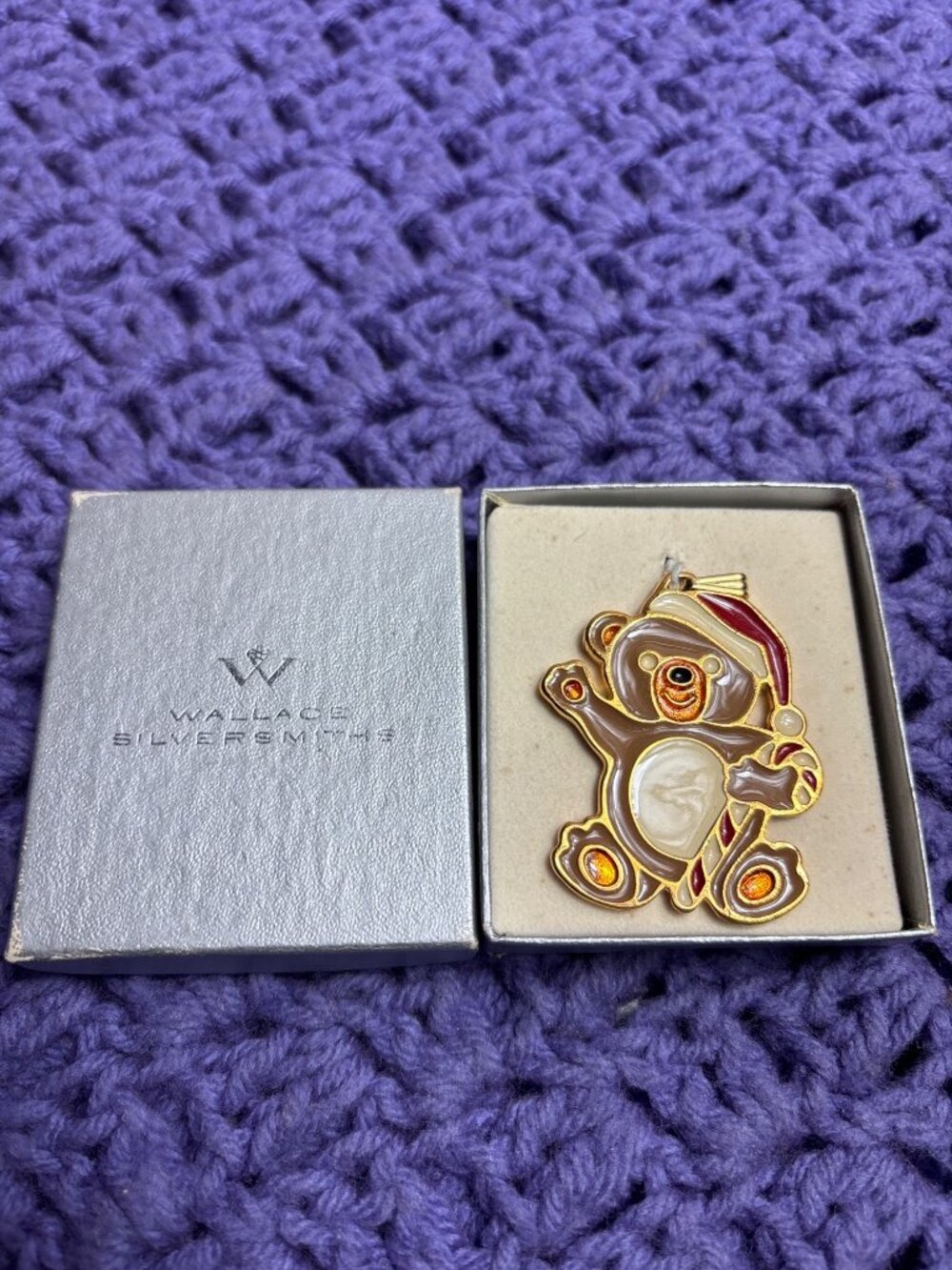 Wallace Silversmiths Christmas Cookies Necklace Goldtone Enamel Pewter Bear - Picture 1 of 7